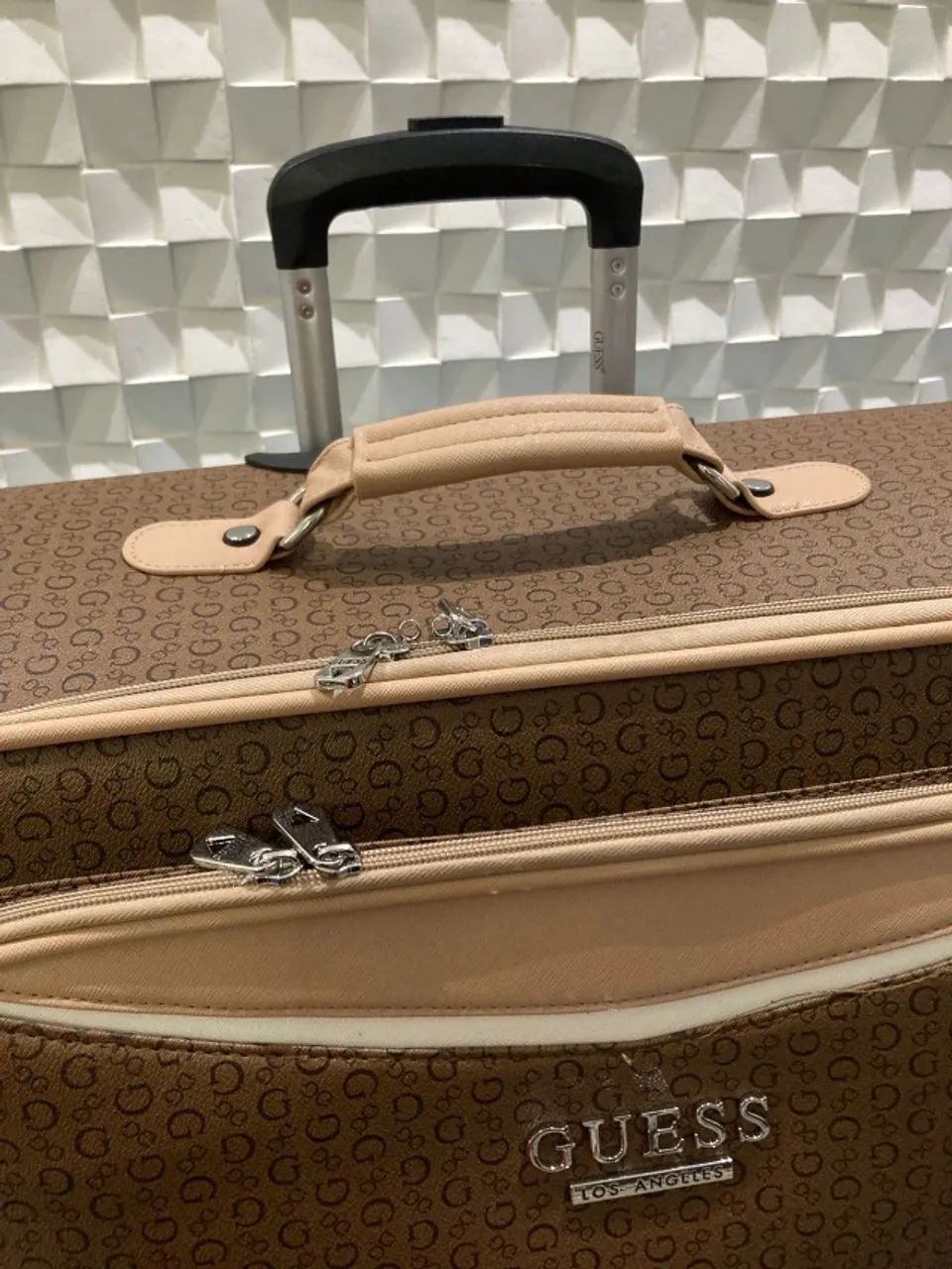 Linda Mala de Viagem Guess - Foto 4