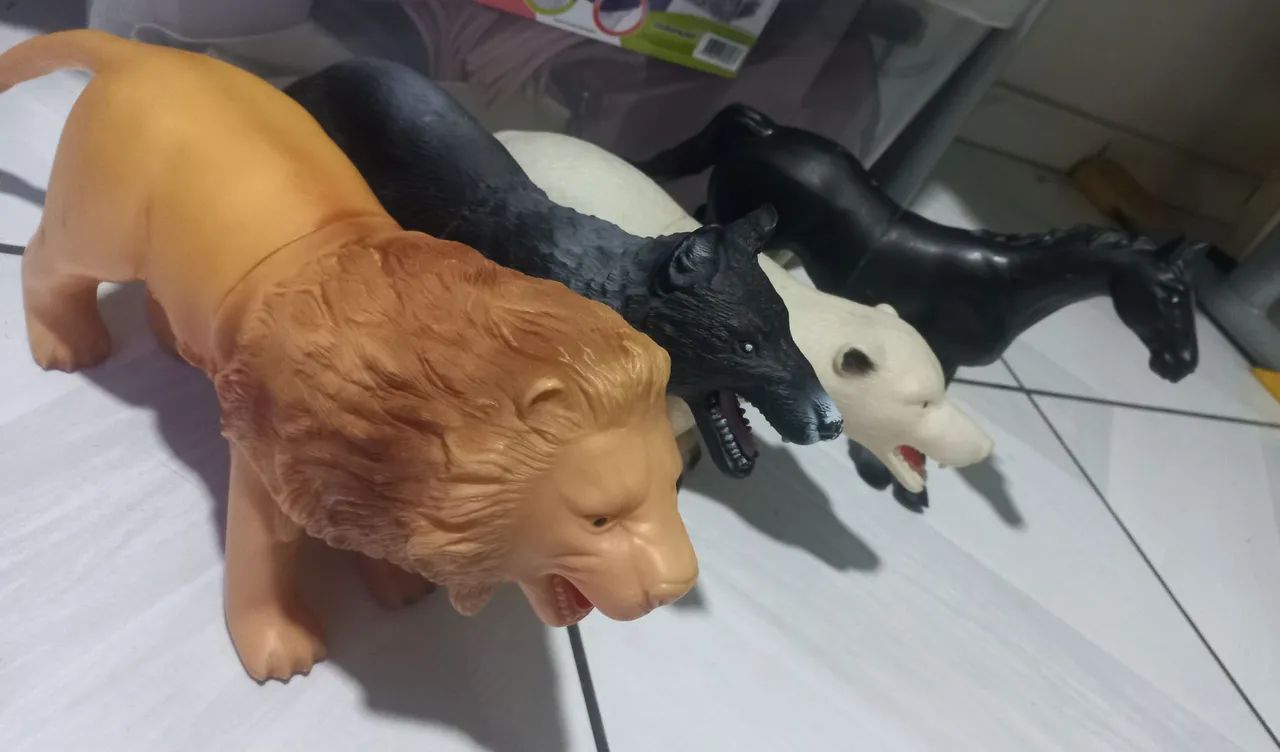 Kit de 4 animais de brinquedo - Foto 2