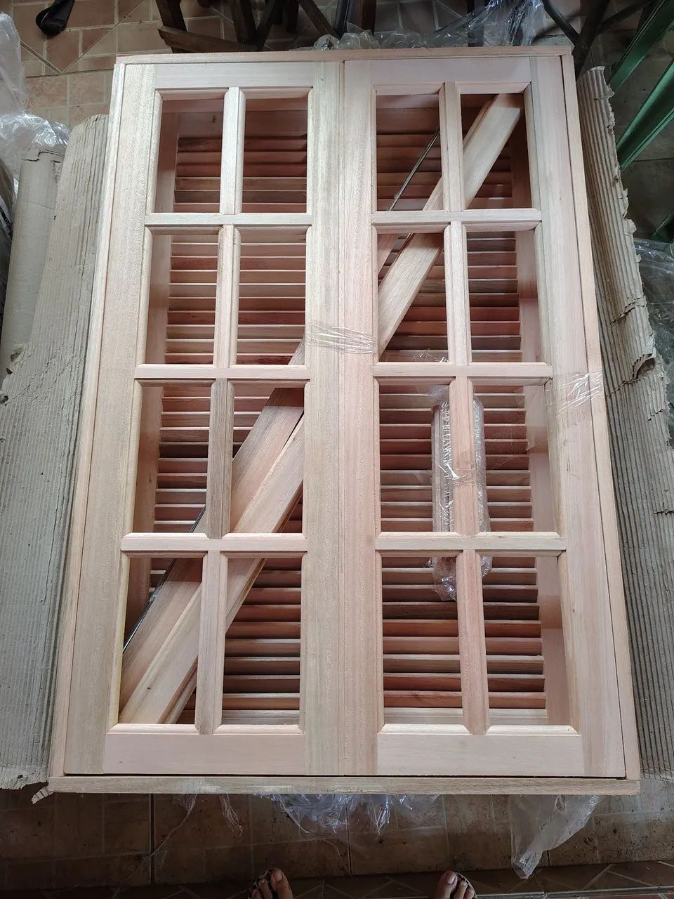 Wooden Door/Window with Venetian Blinds