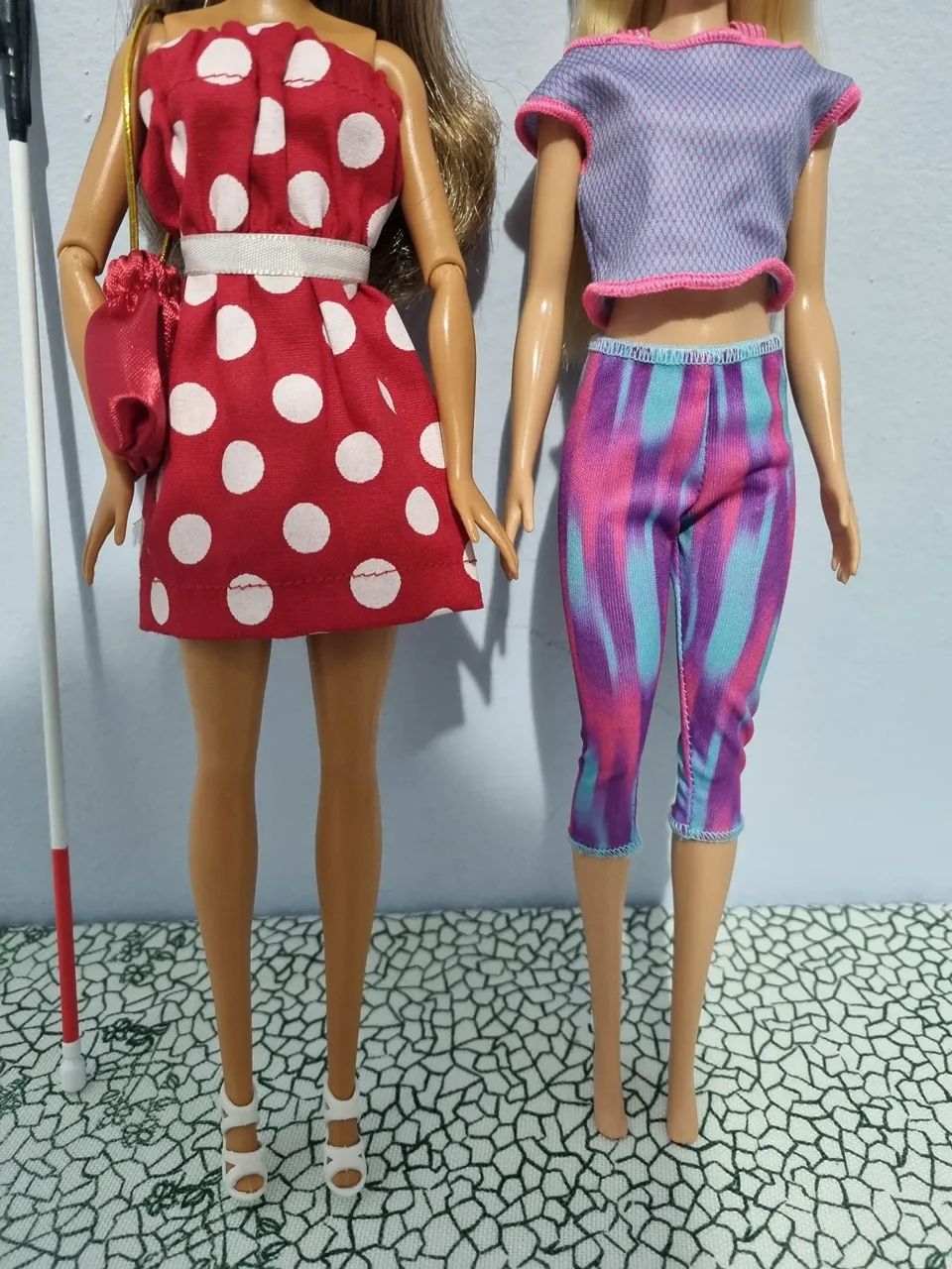 Lote Barbie Yoga Cabeça jogadora de vôlei made to move e Barbie fashionista Cega 228 - Foto 3