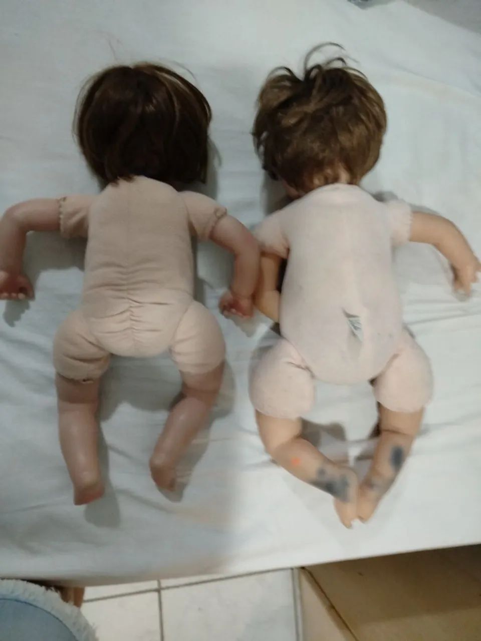 Lote com 2 Bonecad  Bebê Reborn - Foto 6