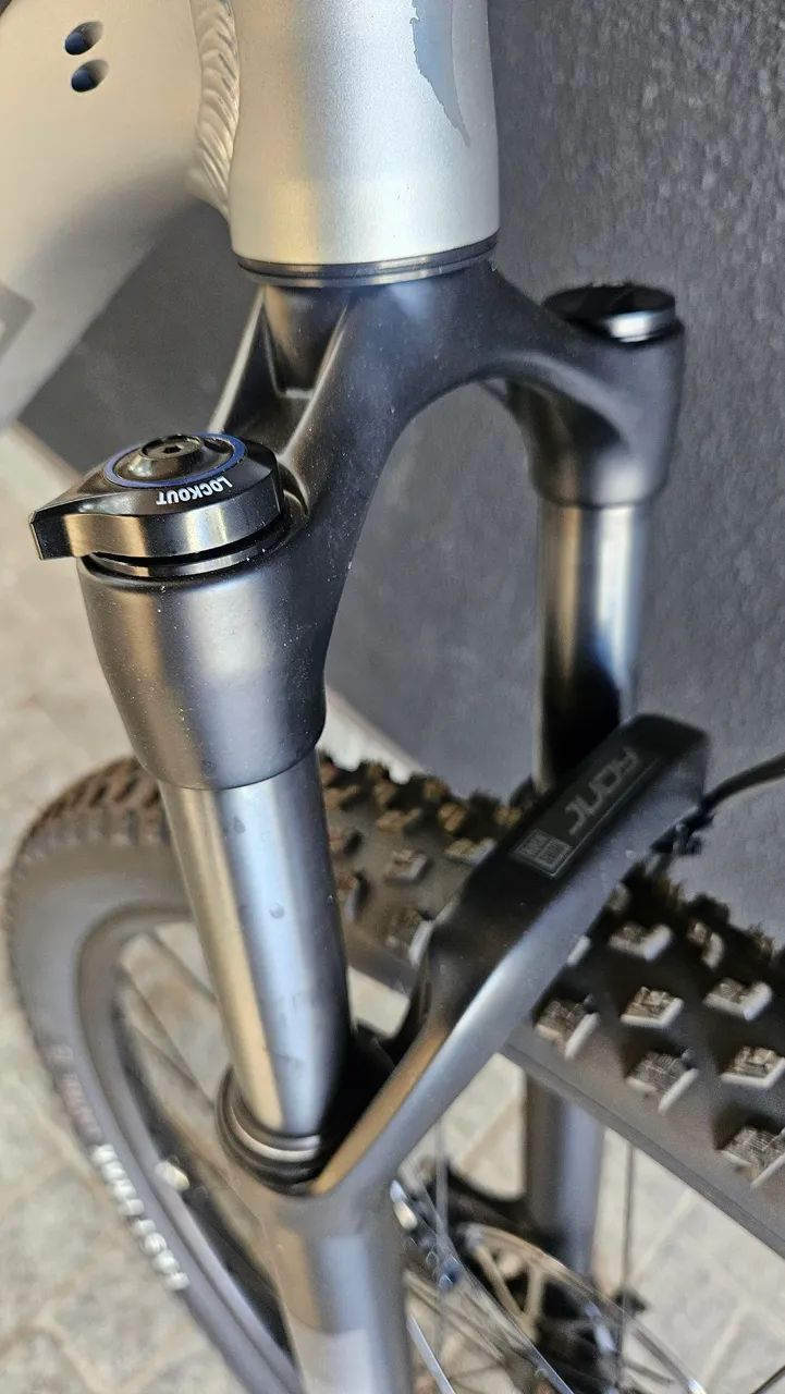 Bicicleta Specialized Rockhopper EXPERT 29 TAM. 19 (NOVA) - Foto 5