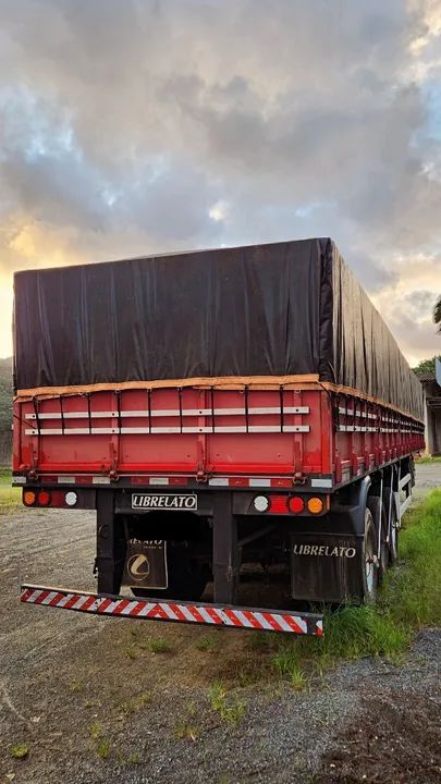 Carreta LS 13,5 COM PNEUS graneleiro - Foto 3