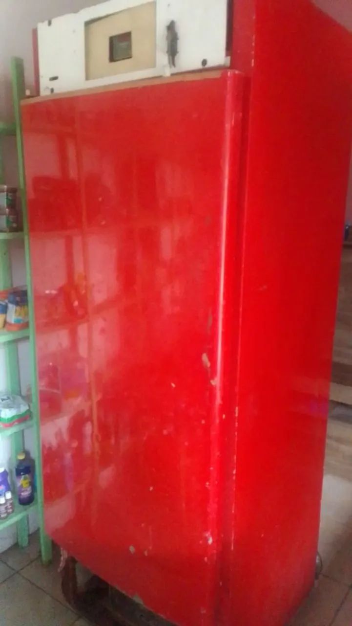 Vendo freezer barato 