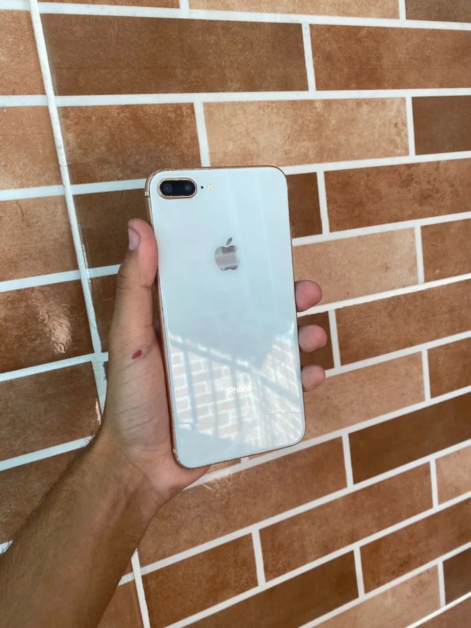 iPhone 8 Plus 
