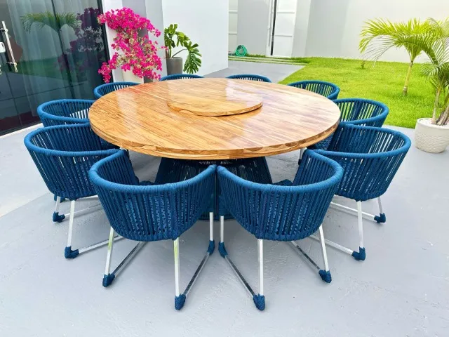 Mesa de madeira com cadeiras em cordão náutico!
