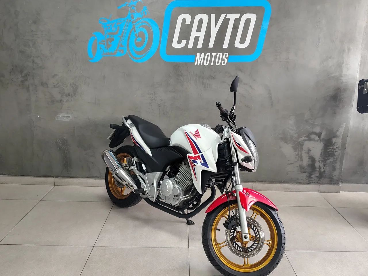 Honda Cb 300r 2015 - Foto 2