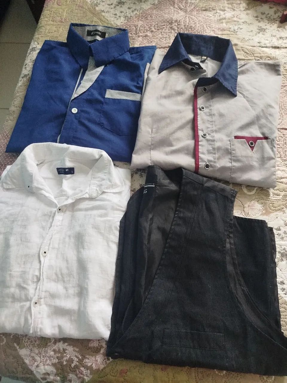 Conjunto de 4 peças - Camisas e Colete