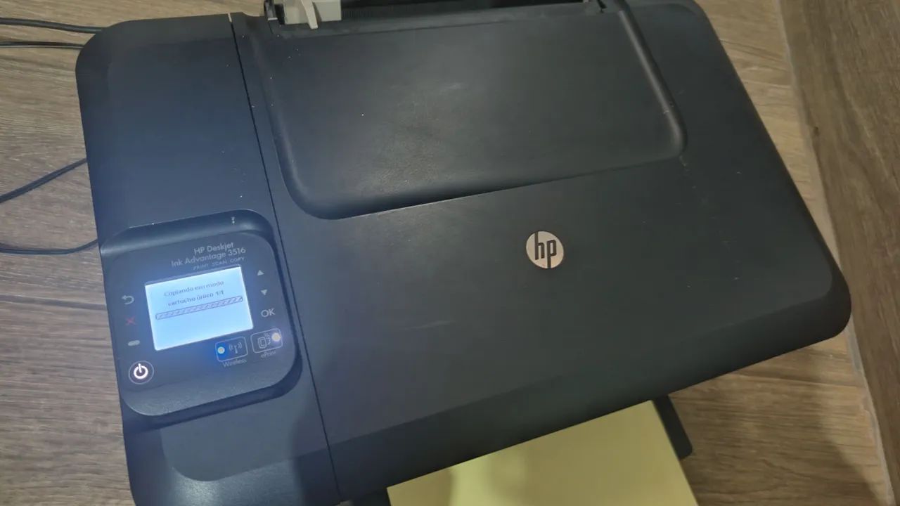 Impressora HP Deskjet Ink Advantage 3516 funciona bem