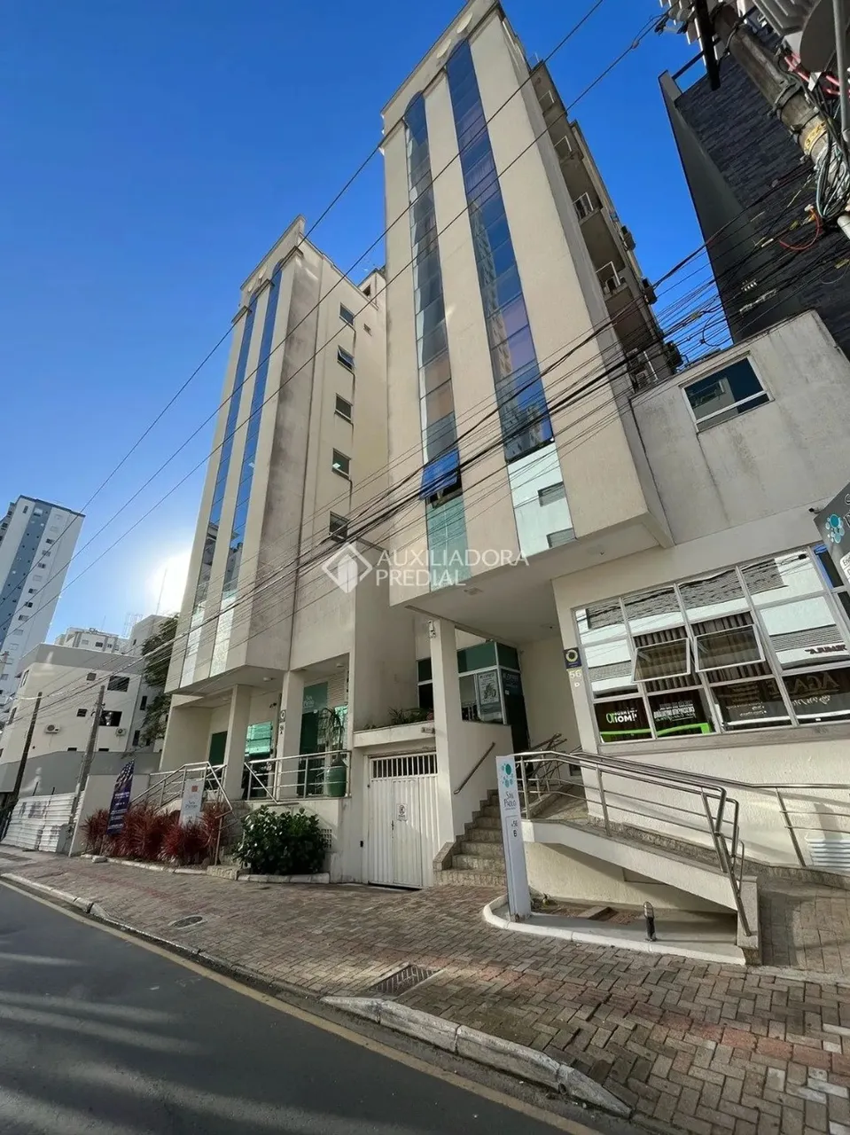 Sala Comercial para Venda. Pioneiros Balneário Camboriu SC