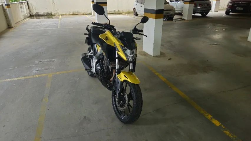Honda CB300F 2024 - Foto 5