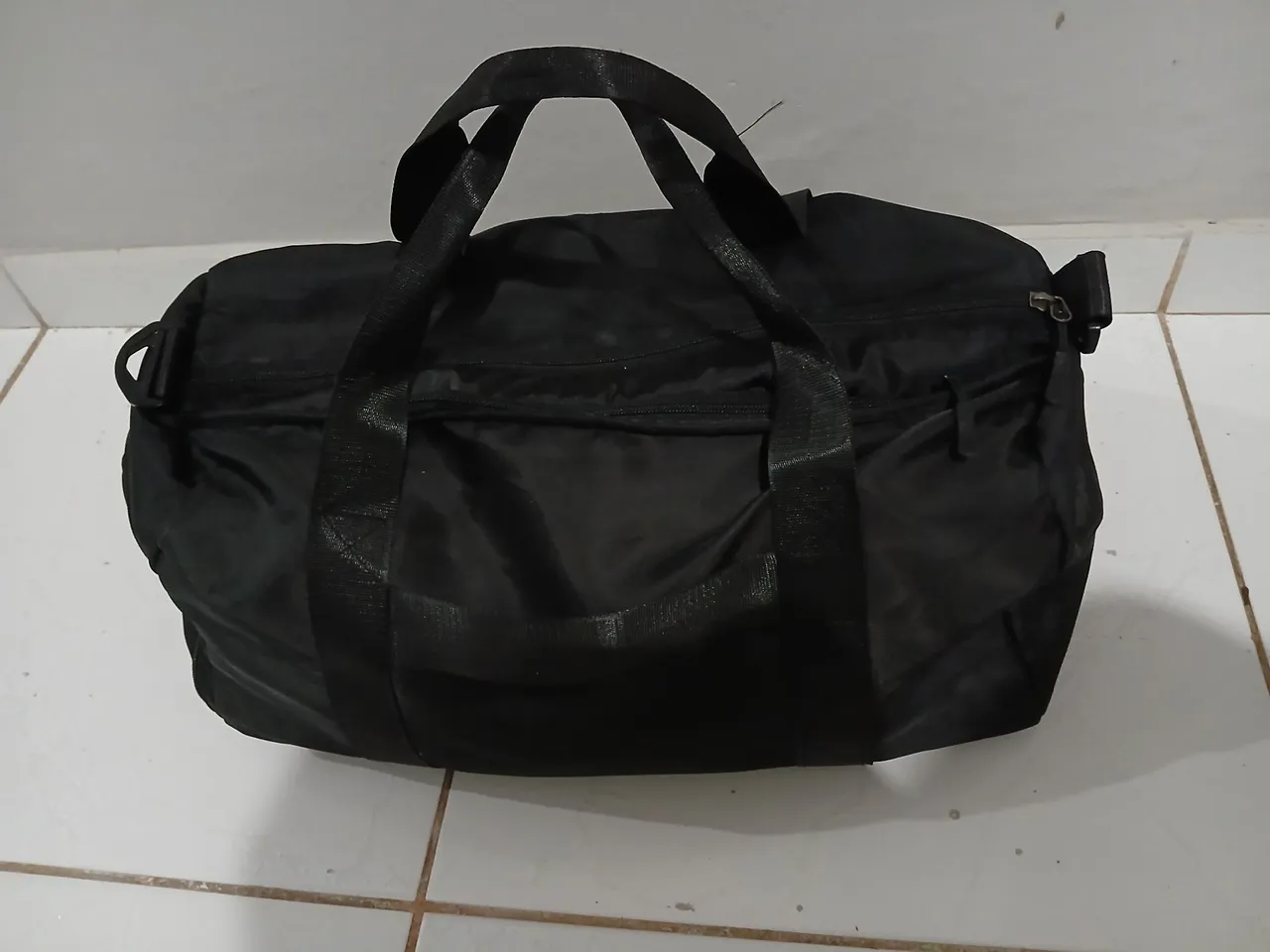 Bolsa de viagem esportiva preta