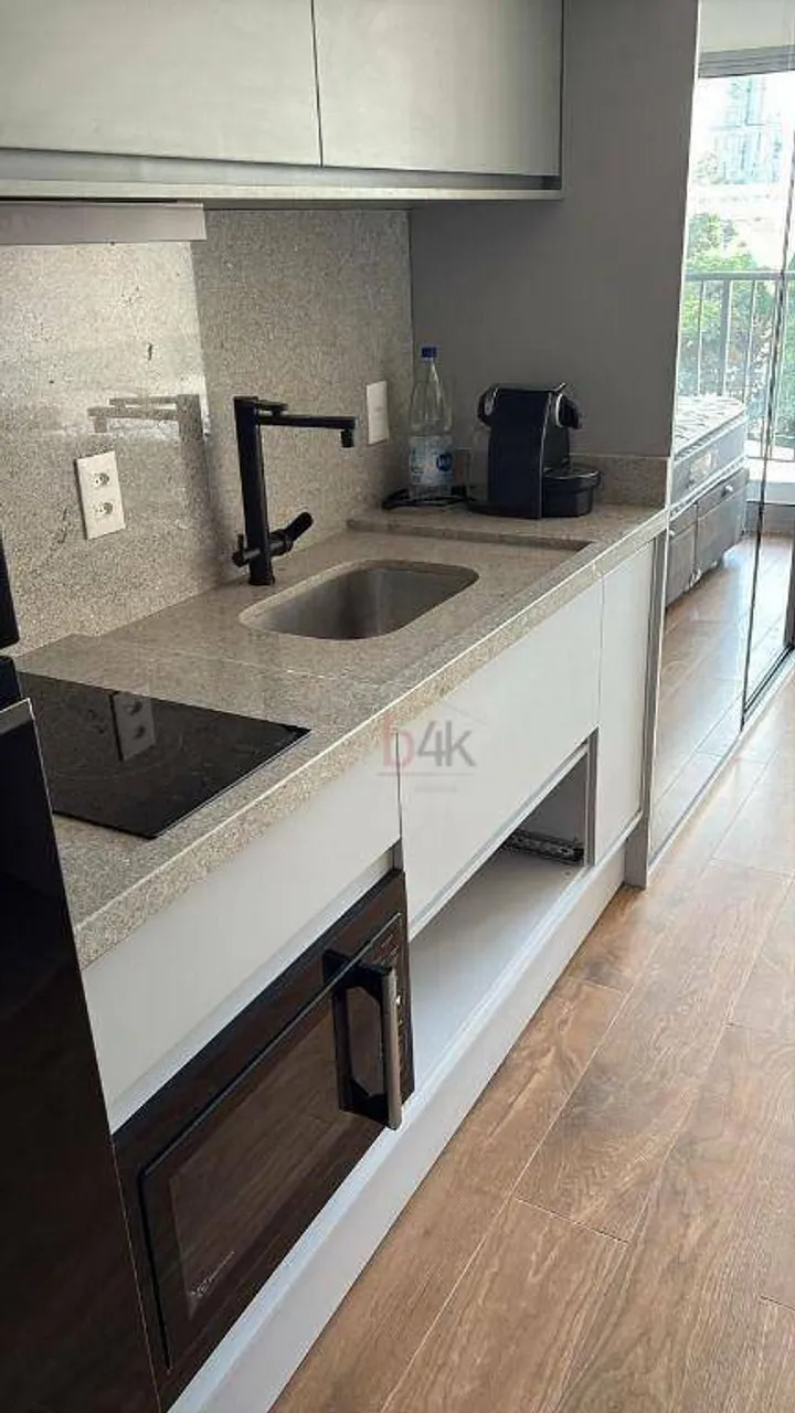 Studio novo com varanda para locação no Brooklin