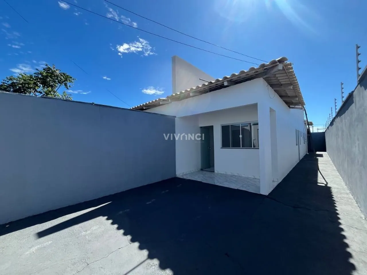 Casa com 2 quartos para Alugar no Luzimangues