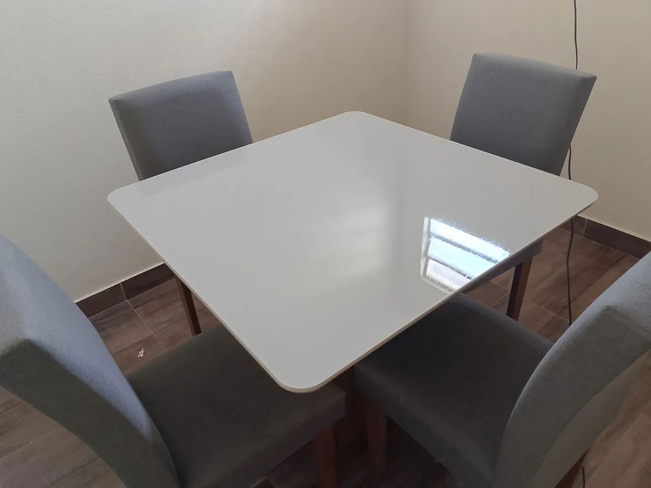 Mesa de vidro de 4 cadeiras  - Foto 3