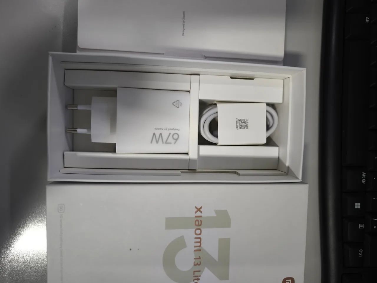 Celular Xiaomi 13 lite 8Ram 256GB ( impecável  - Foto 2