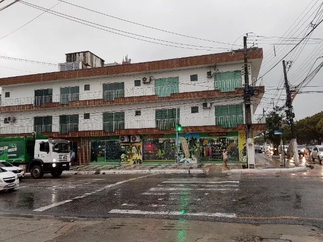 "Salas em prédio comercial" 20 a 127m² s/ condomínio R$55,00m² - Lomas com Duque