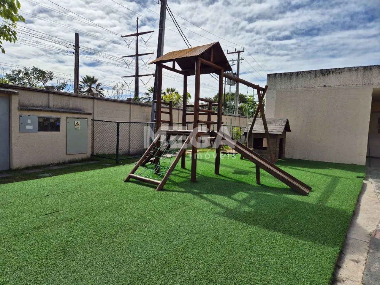 Apartamento com 2 quartos no bairro Cajazeiras em Fortaleza, CE - Foto 2