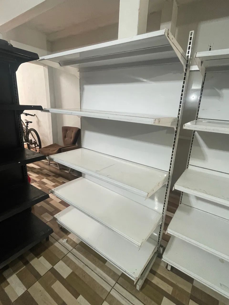 Vendo gôndolas prateleiras - Foto 2