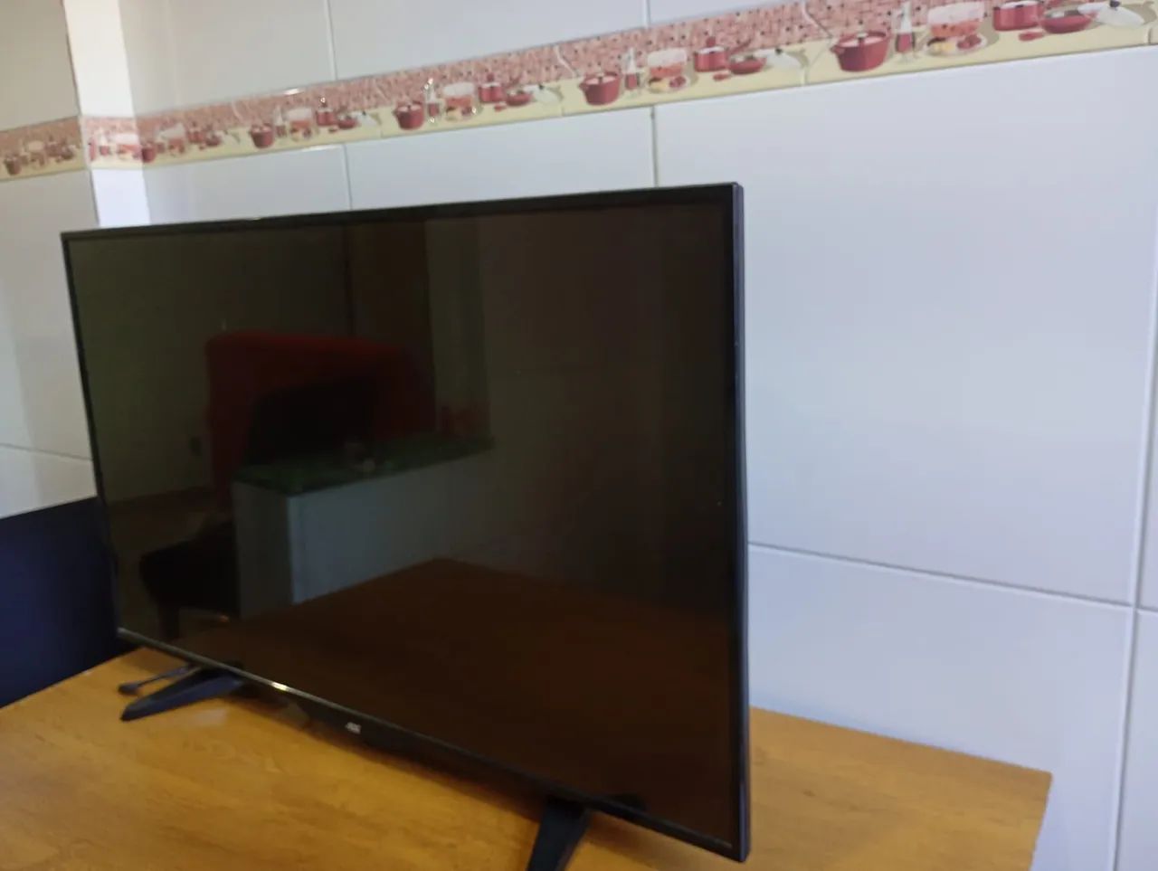 Vendo TV Pequeno Defeito 