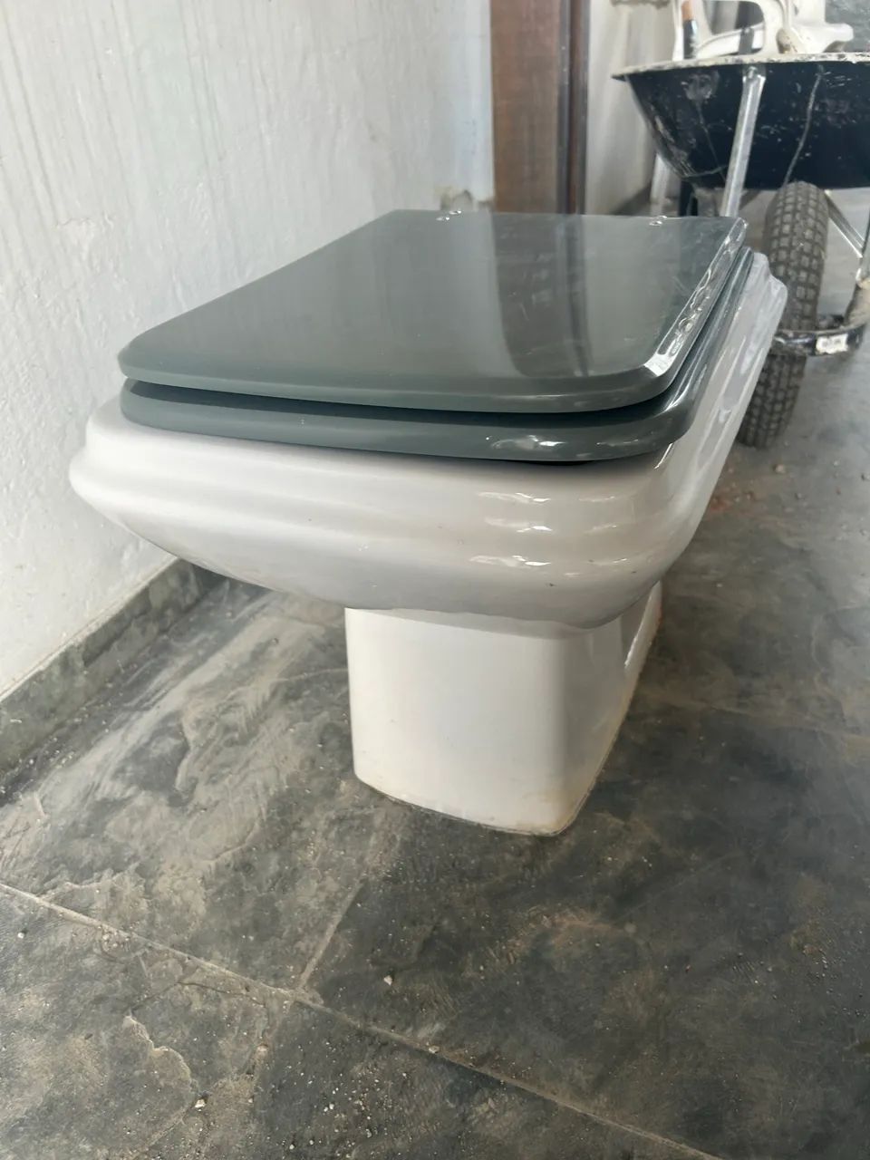 Vaso sanitário Incepa Square antigo fora de linha cinza  - Foto 5