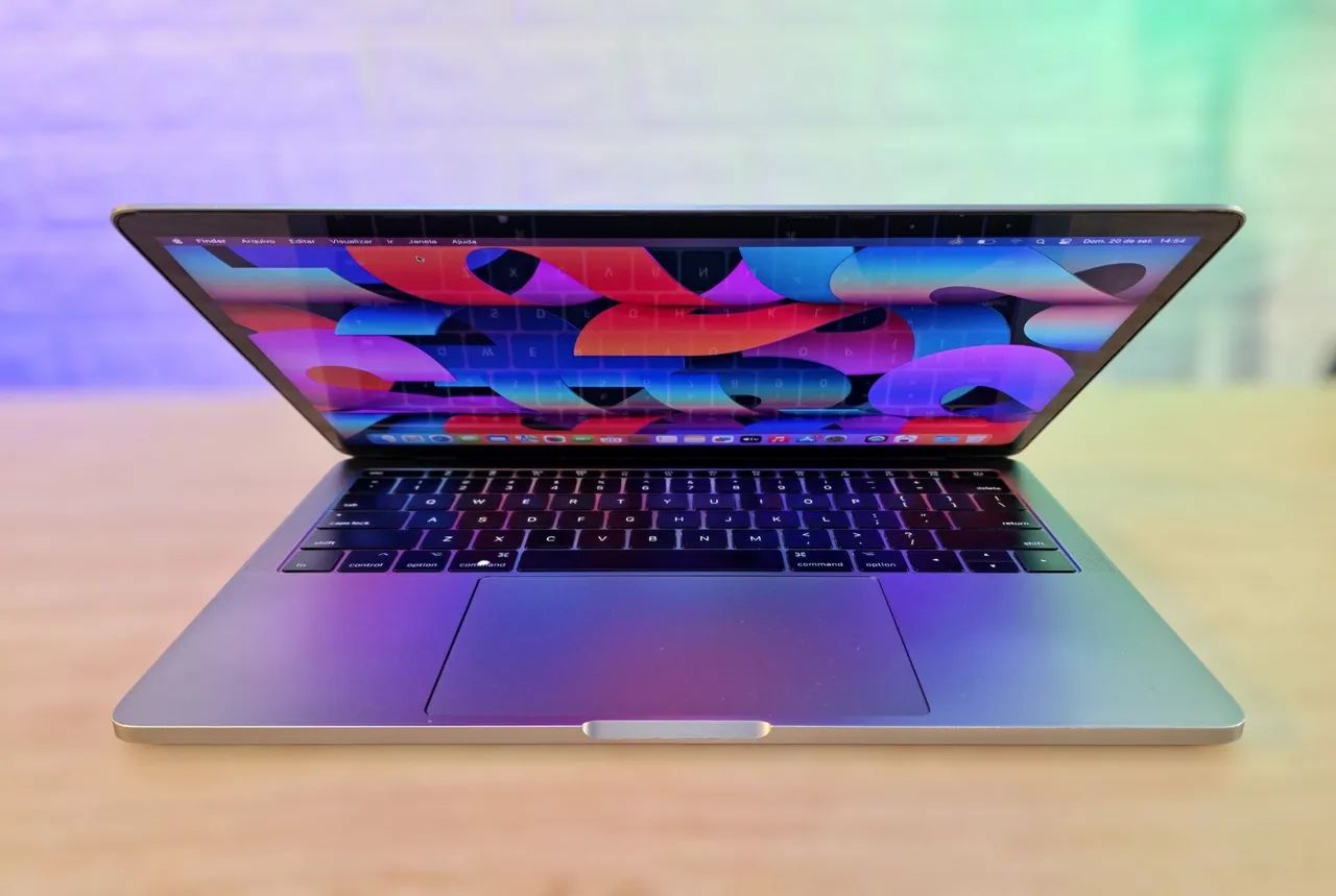Macbook Pro 2017 | Intel Core i5 | 16GB RAM | SSD 256GB | Tela