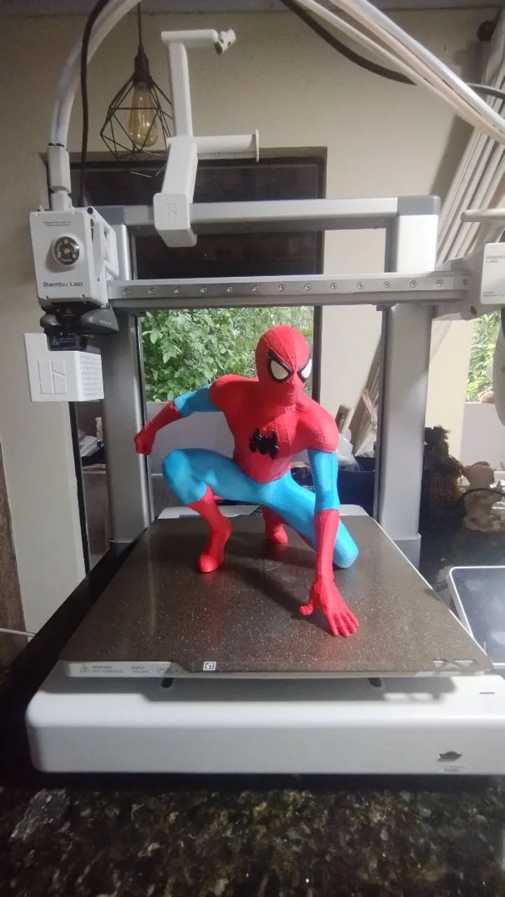 Lindo homem aranha em impressão 3d - Foto 3