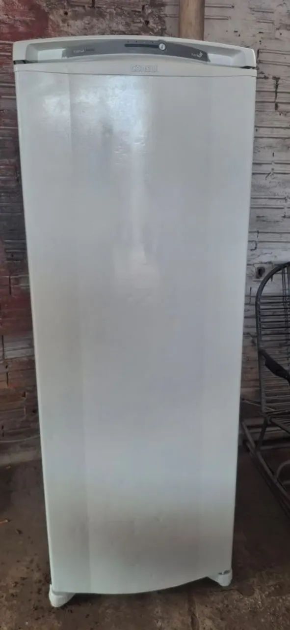 Vendo geladeira funcionando 