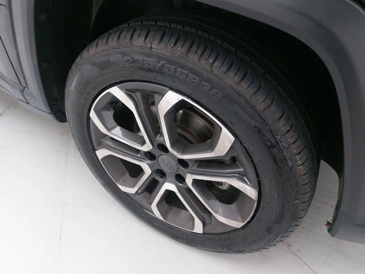 Jeep Commander Limited T270 1.3 TB Flex Aut., foto 13 de 18