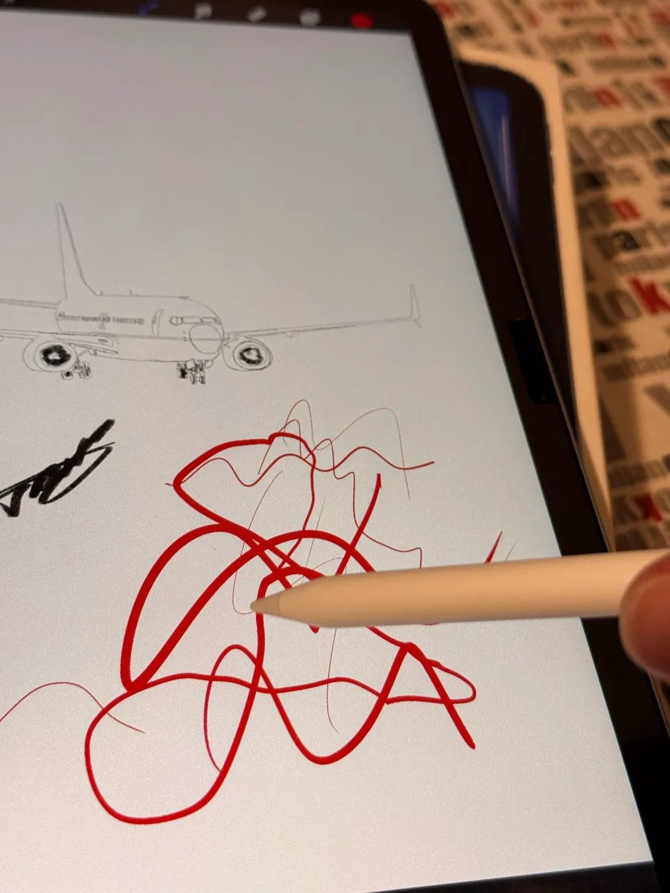 Apple Pencil Pro - NEM UM MÊS DE USO.  - Foto 2