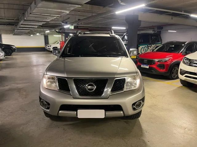 Nissan Frontier SL CD 4X4 2.5tb Diesel AUT 2014 - Foto 5