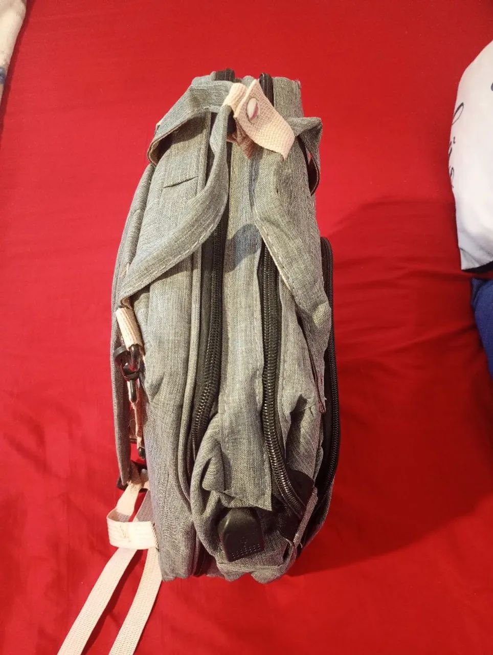 Vendo bolsa vira berço nova  - Foto 3