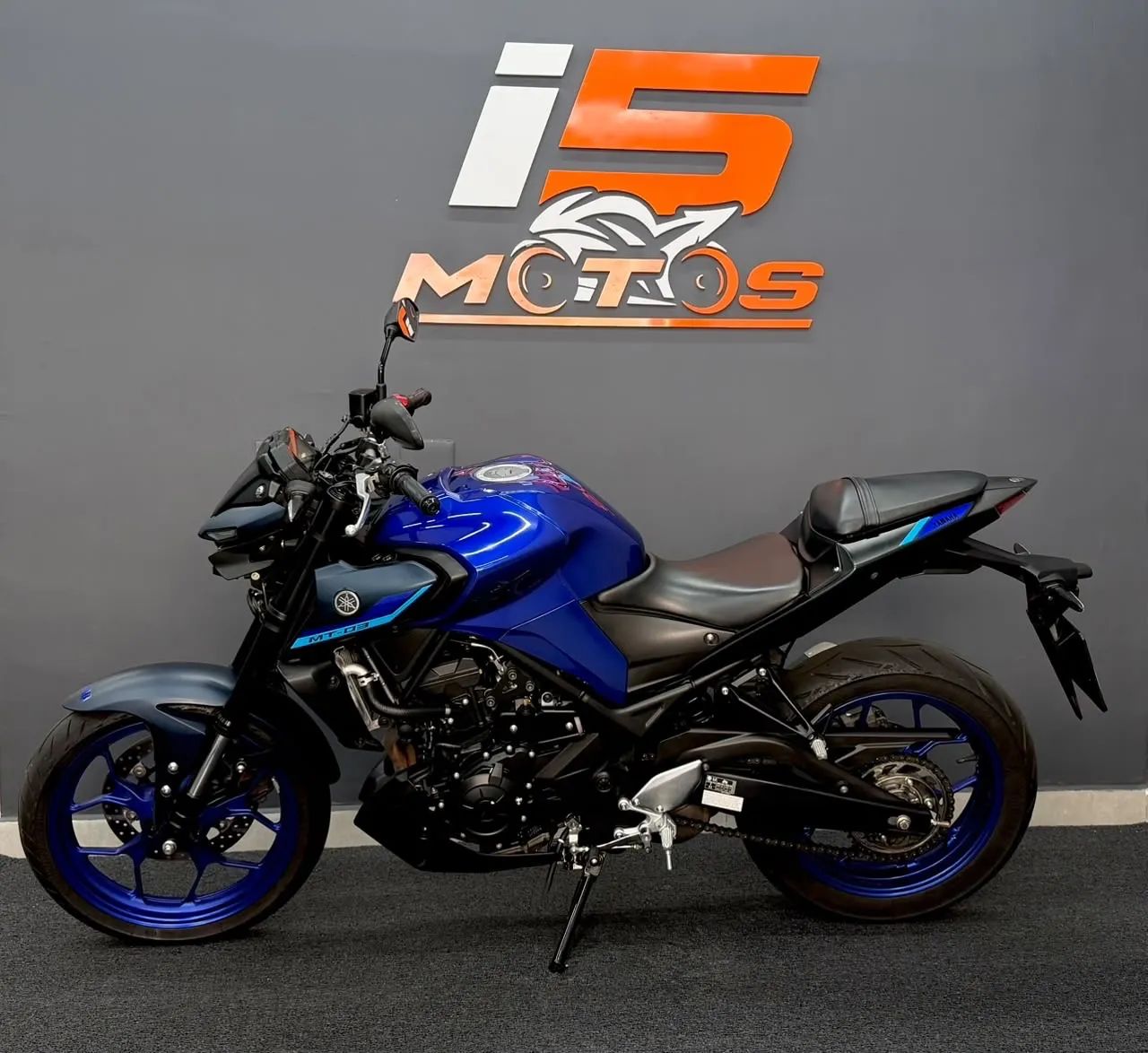 YAMAHA MT-03
