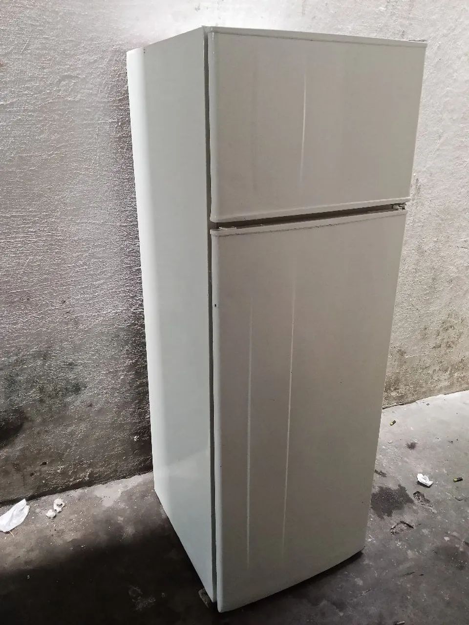 Geladeira esmaltec