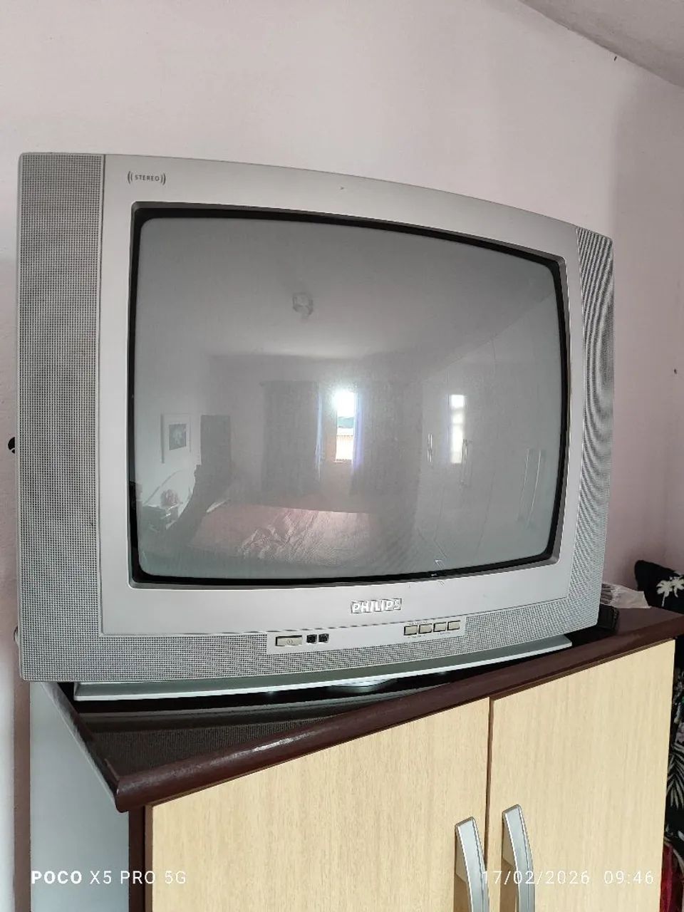 Televisão de 20 polegadas mais o conversor 