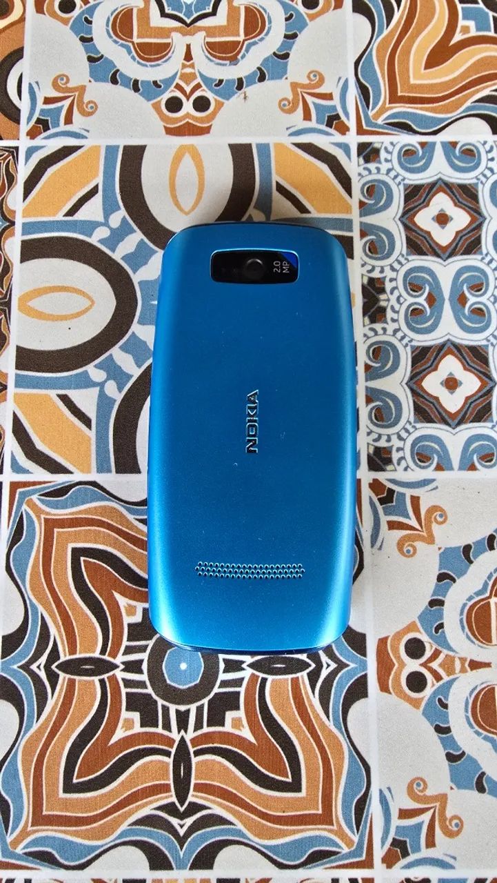 Nokia Asha 305 em Estado de Novo Para Colecionadores - Hobbies e