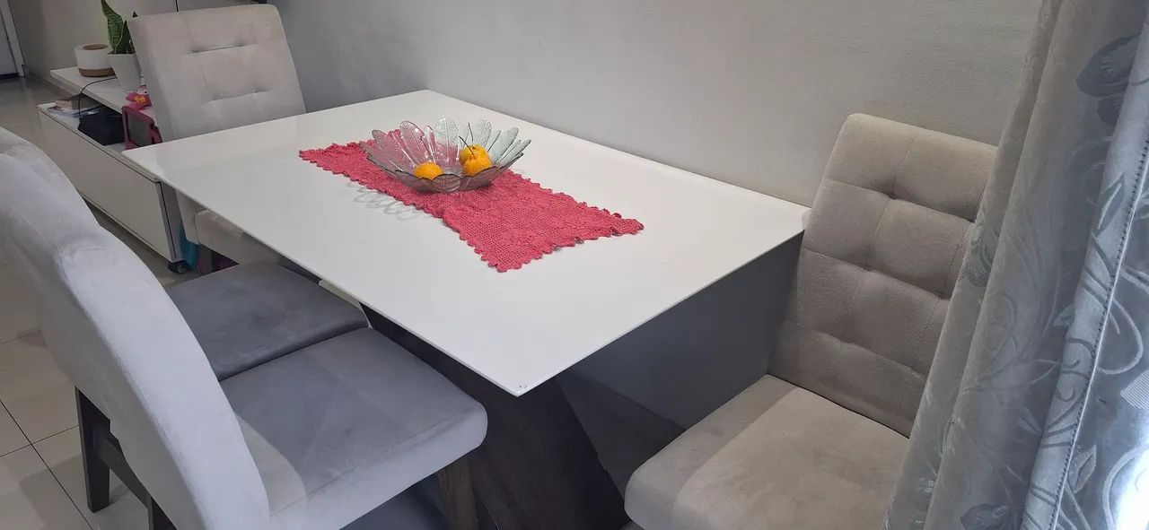 Mesa com 4 cadeiras  - Foto 4