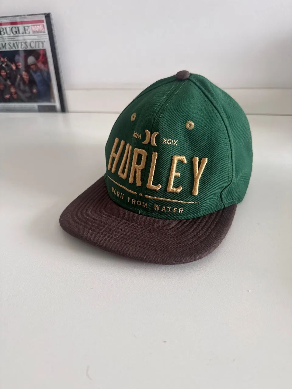 Boné Original Hurley Verde Com Regulagem Em Couro