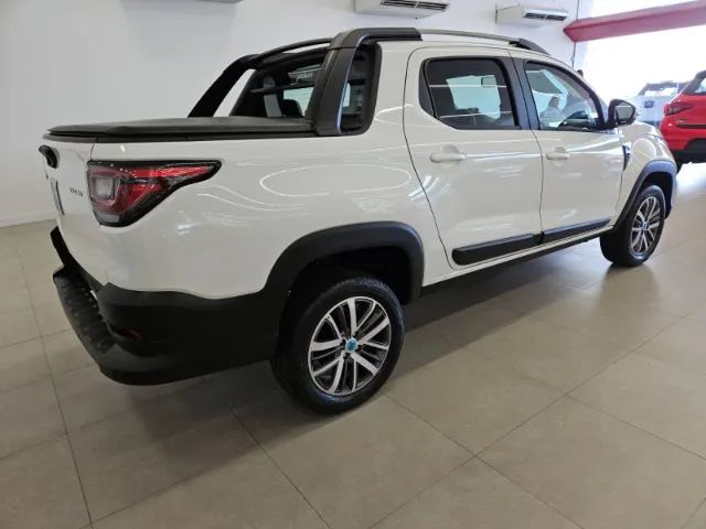 Fiat Strada Volcano 1.3 Flex 8V CD 2026 - Foto 3
