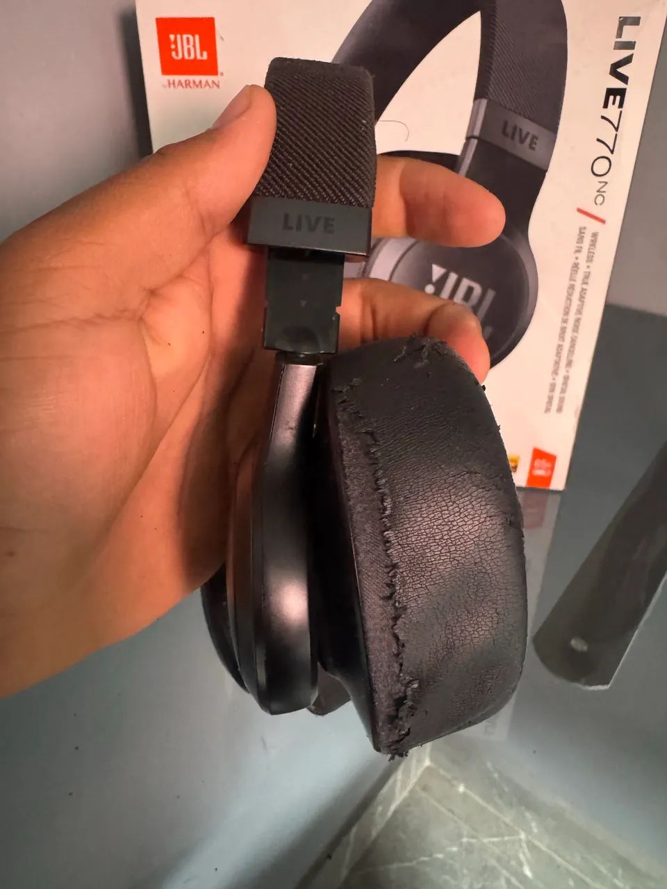 Fone de ouvido JBL live770 NC - Foto 2