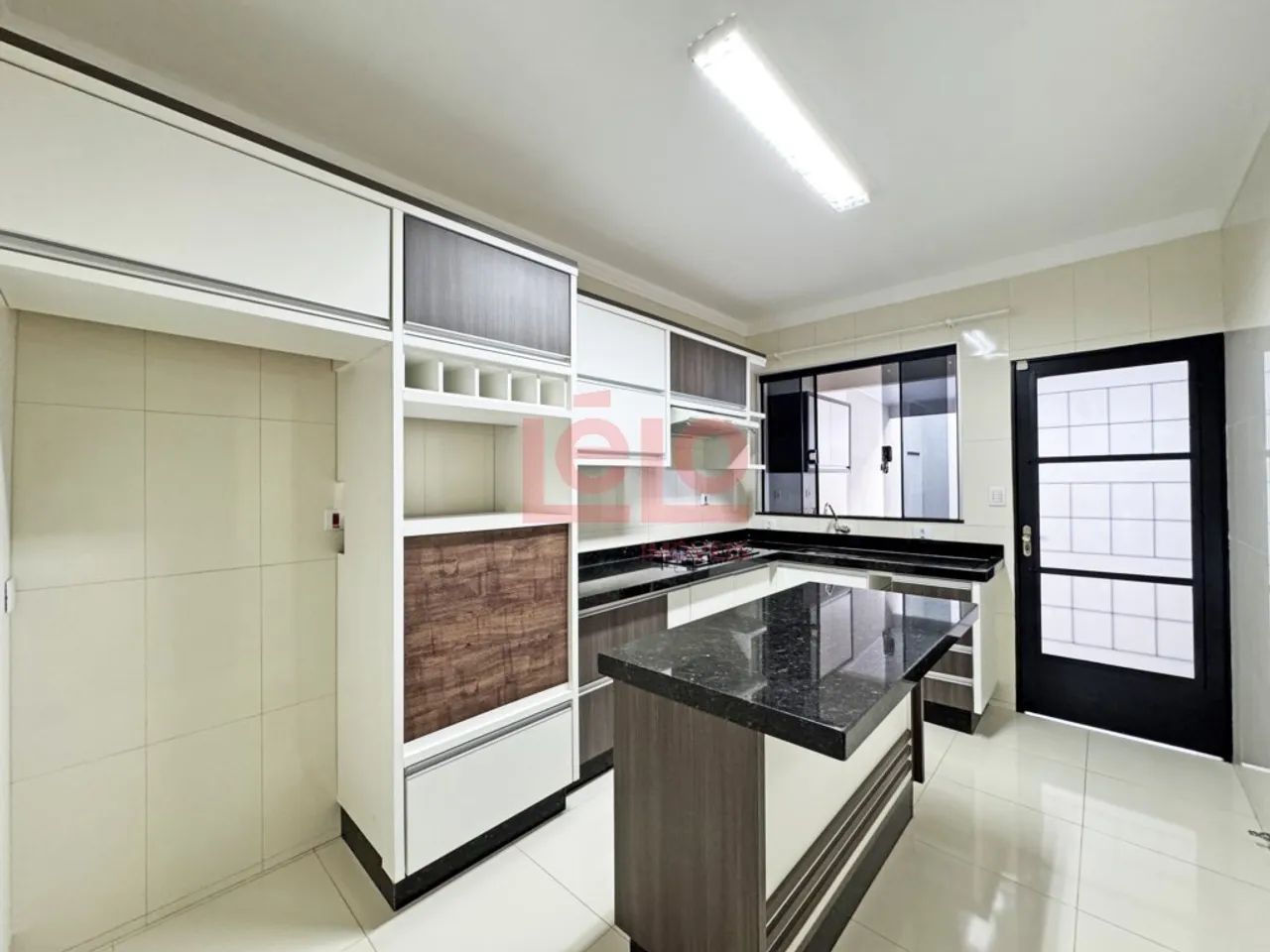 Casa 3 quartos - Próximo AV Mandacaru