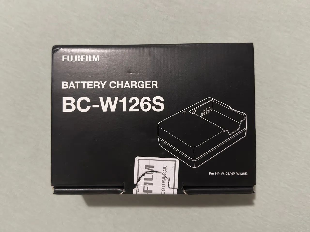 Carregador Fujifilm BC-W126S