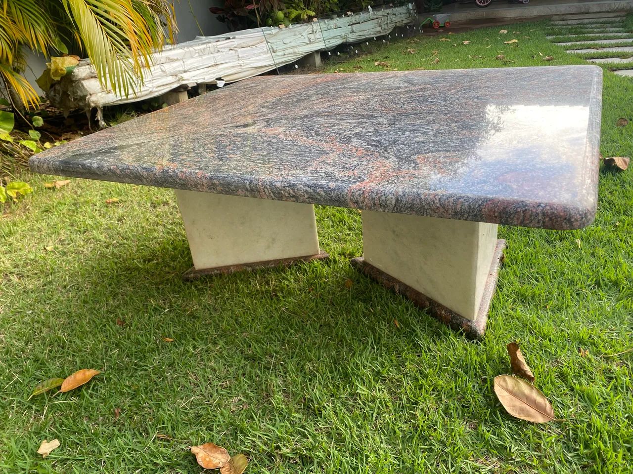 Mesa de centro de granito