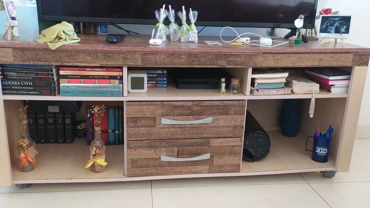 VENDO RACK GRANDE COM GAVETAS