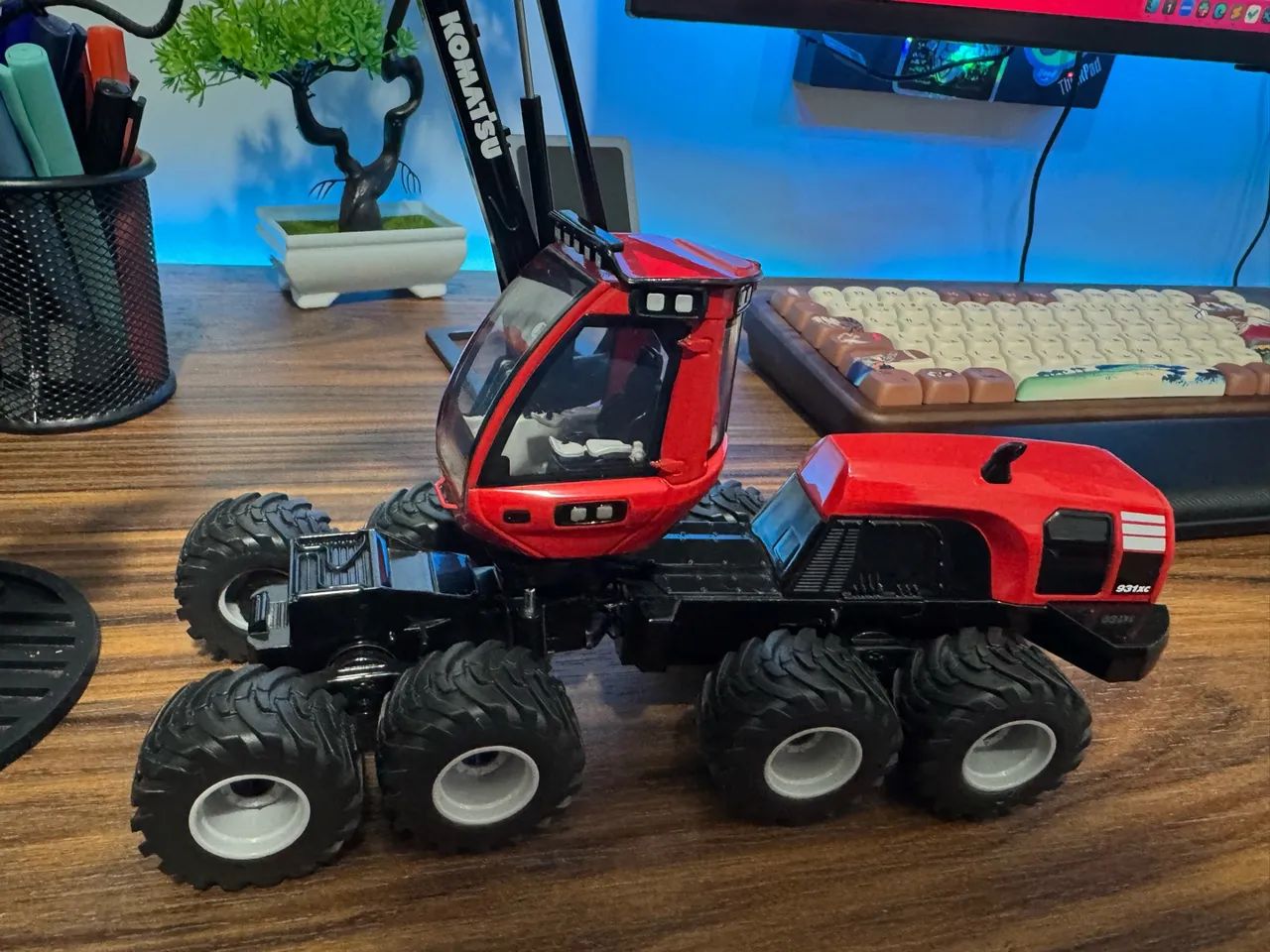 Miniatura Komatsu Harvester 931XC 1/32 - Foto 5