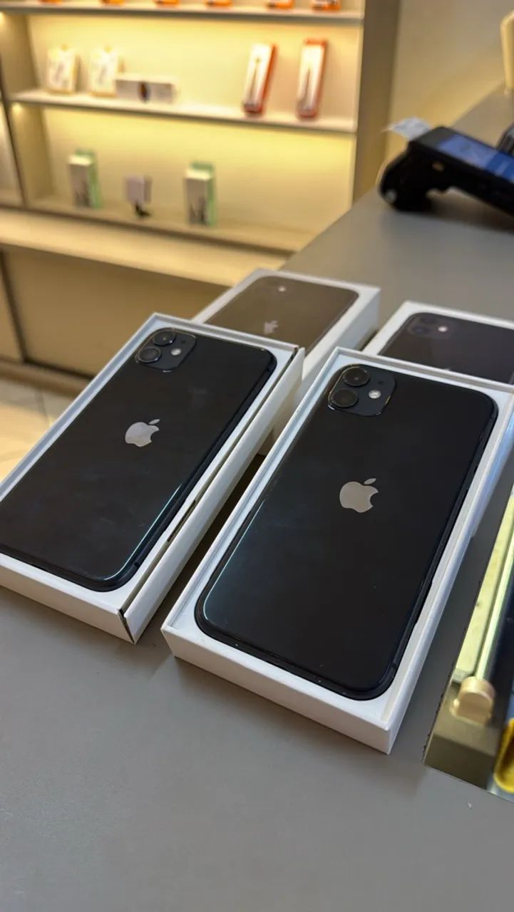 iPhone  11 128Gb - Foto 2