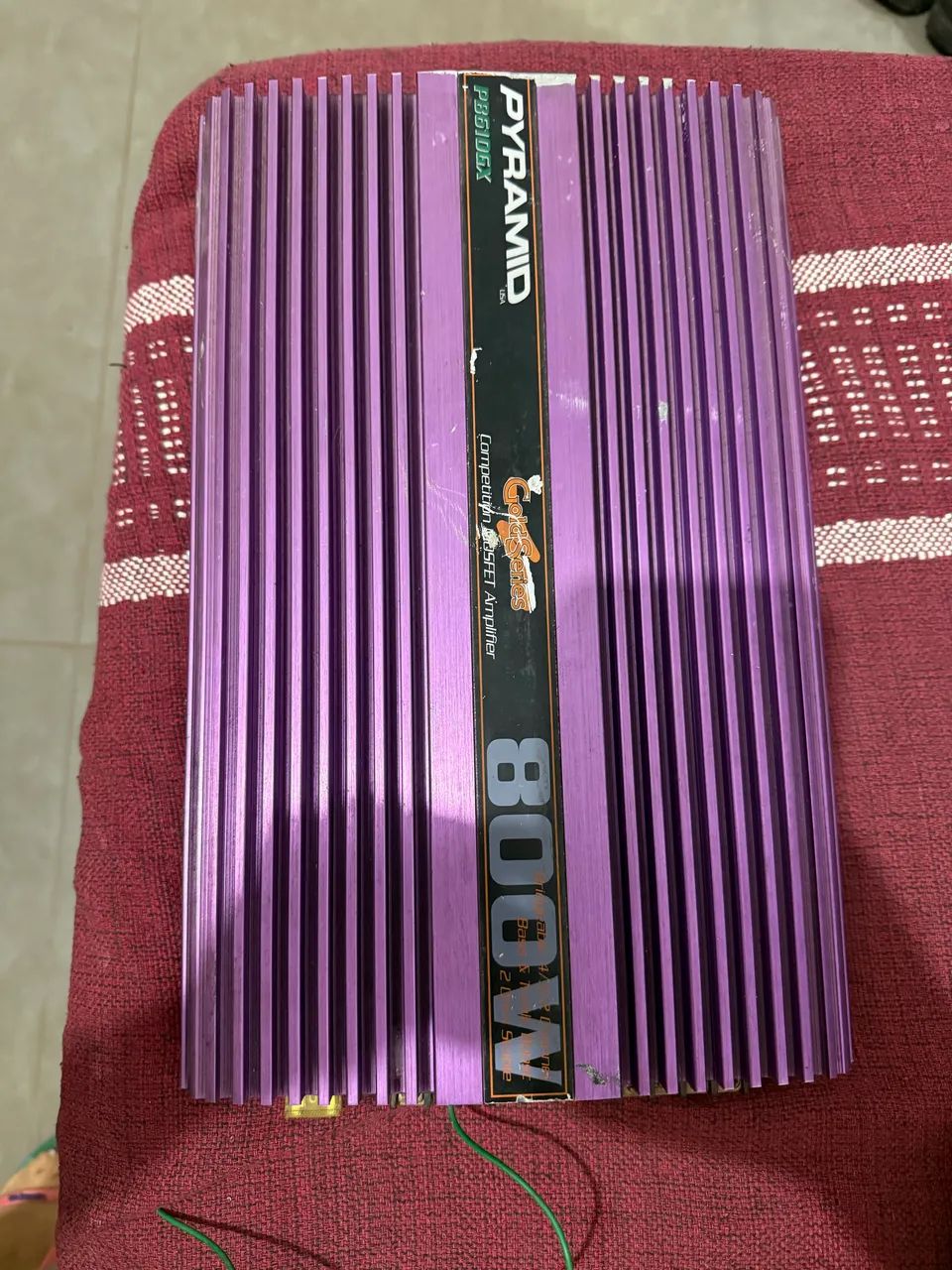 Pirâmide 800