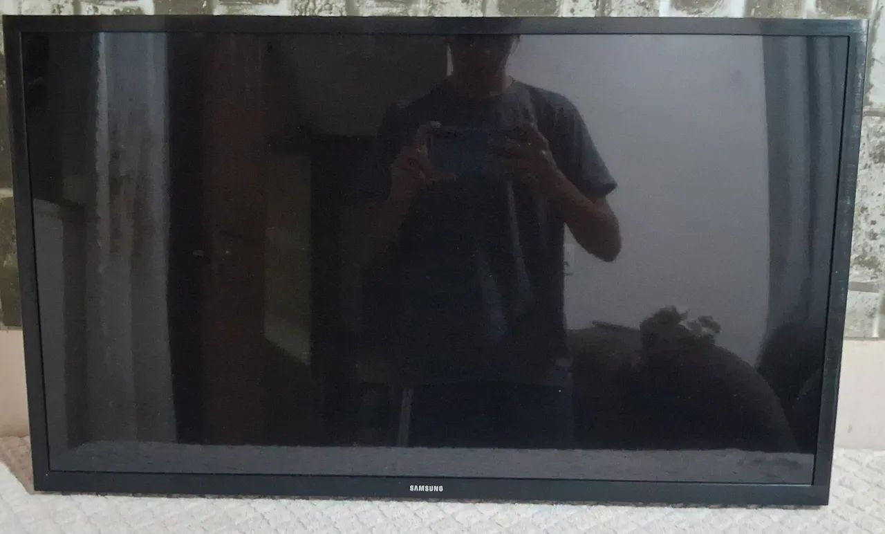Televisão Samsung Usanda 