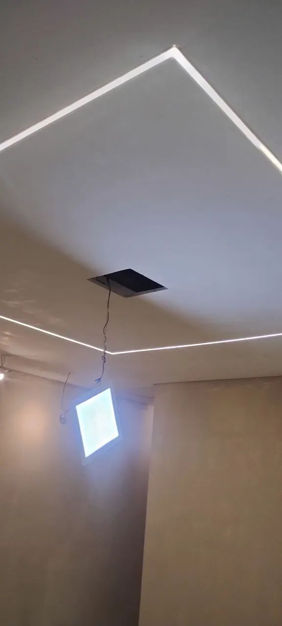 Eletricista residencial e predeao