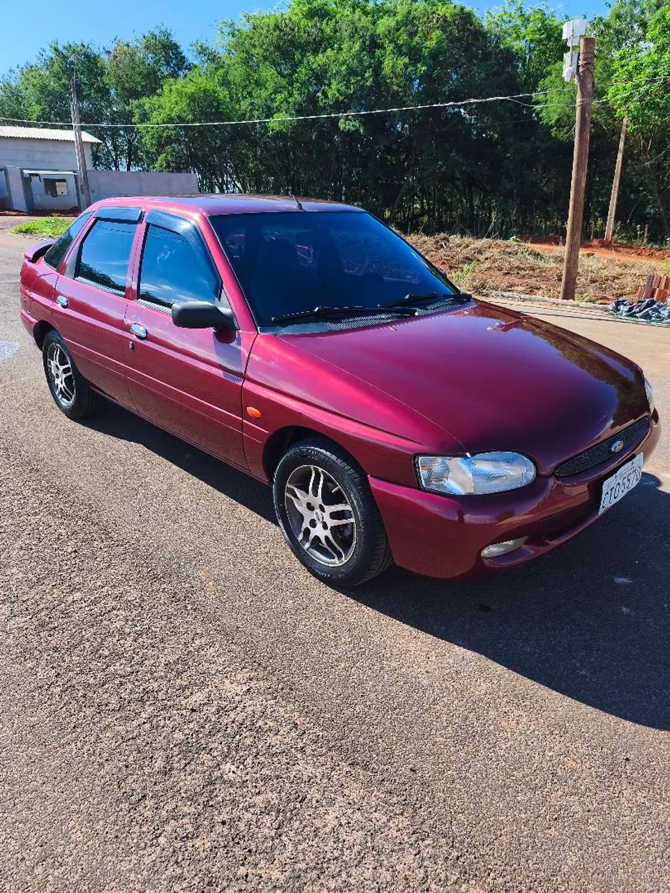 Ford Escort GL 1.8i 16V 4P 2000